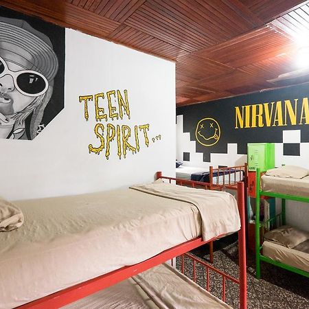 Pura Vida Hostel Tamarindo Kültér fotó