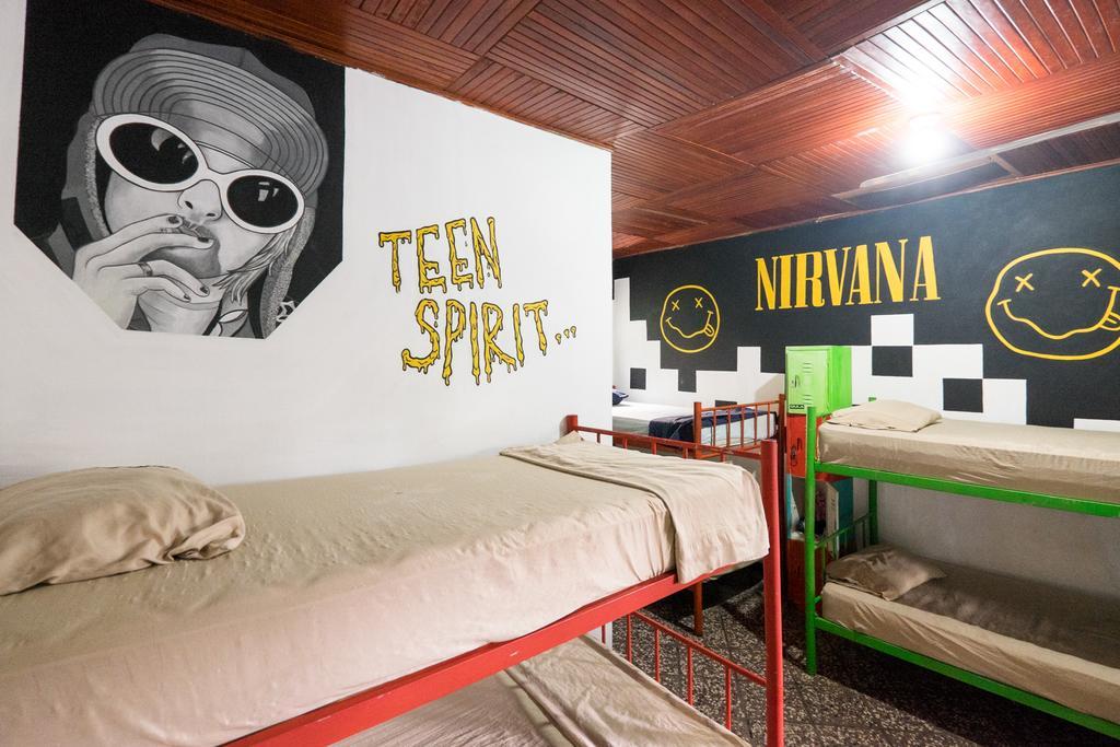 Pura Vida Hostel Tamarindo Kültér fotó