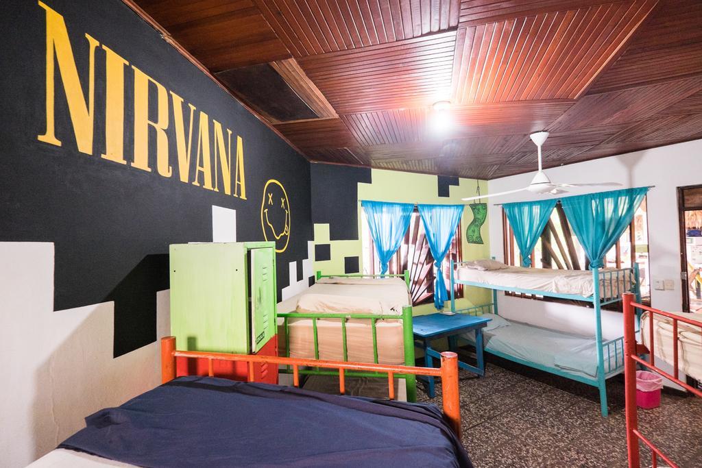 Pura Vida Hostel Tamarindo Kültér fotó