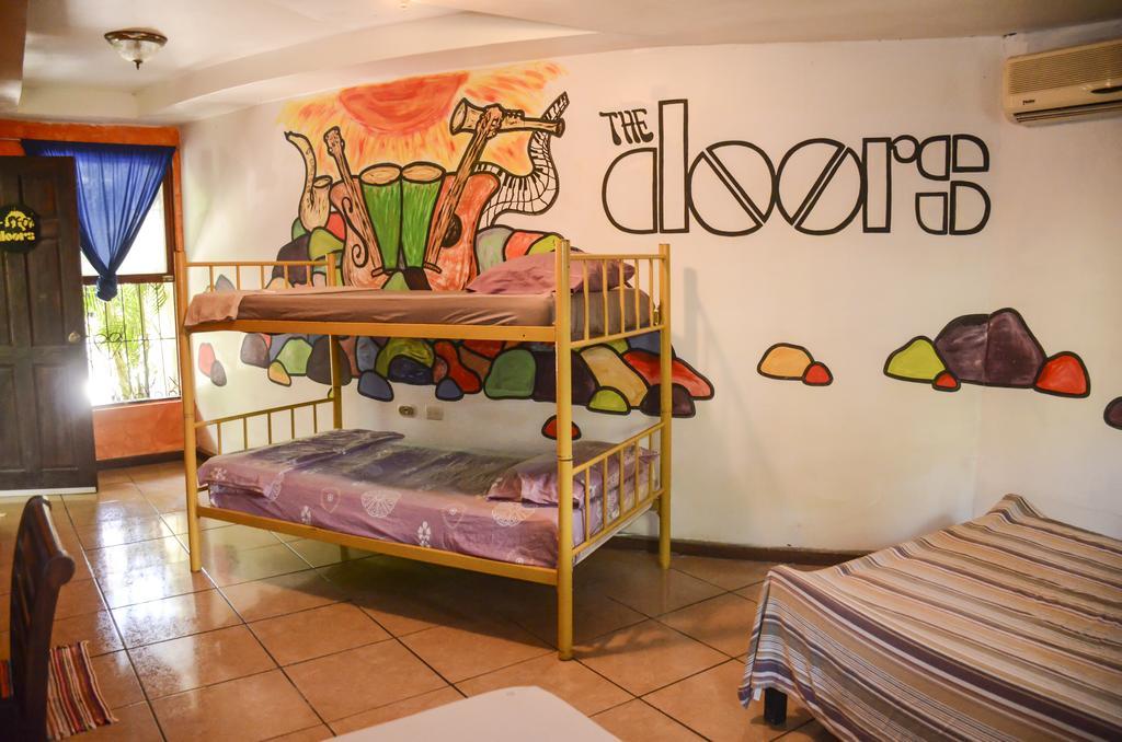 Pura Vida Hostel Tamarindo Kültér fotó